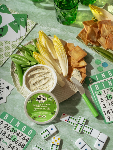 Nuts for Cheese Spinach & Garlic Creamy Cashew Dip (Refrigerated)