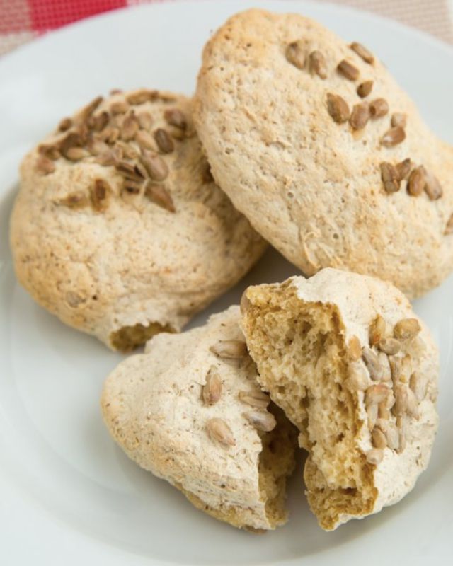 Gluten-free Dinner Rolls (6)