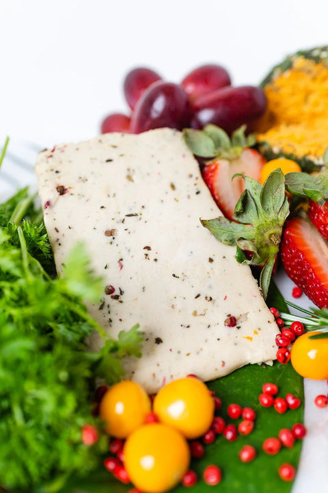 Green Goddess Herb & Peppercorn No-Goat Cheese (Refrigerated)
