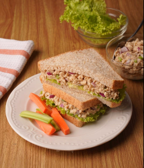 Fish-free Tuna Flakes in Water