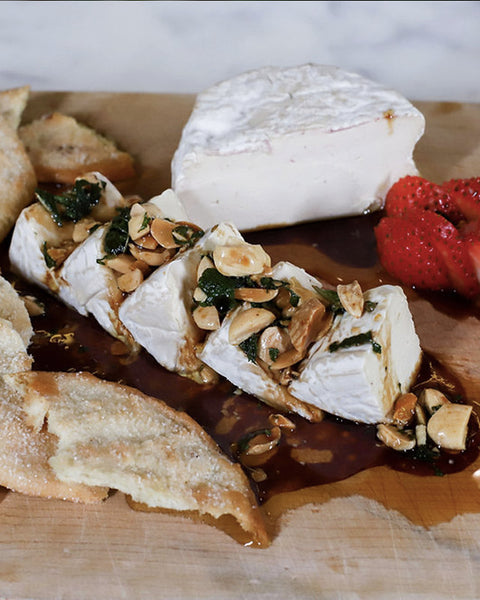 Plant-based Ripened Brie (Refrigerated)