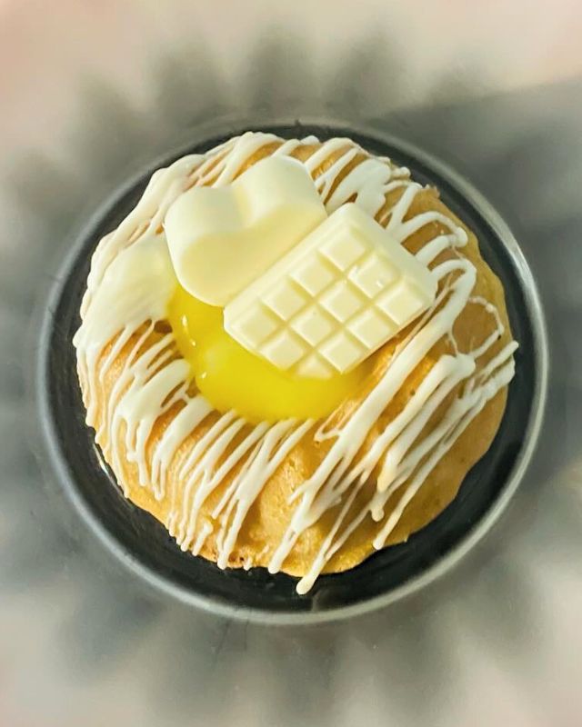 Lemon Mini Bundt Cake
